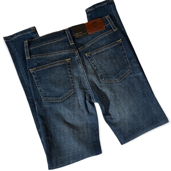 FRYE Addie Skinny Jeans in Laney (size 26) - Picture 4 of 7